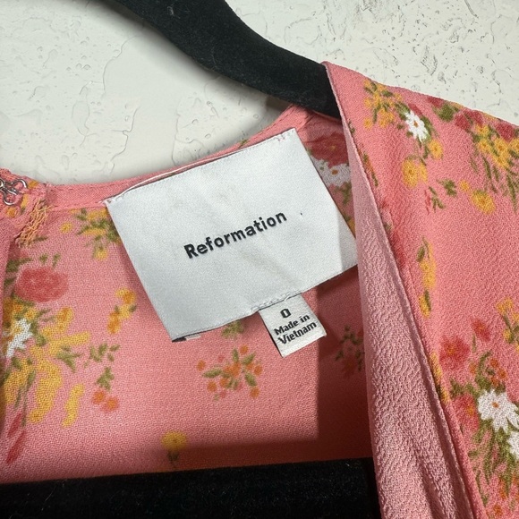 Reformation Mya Floral Puff Sleeve Dress Size 0 - Picture 4 of 8